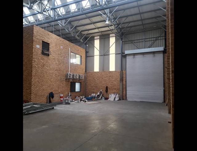 INDUSTRIAL PROPERTY TO RENT IN LASER PARK